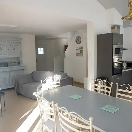 Maison A - Proche - 6 Pers. - Jardin & Terrasse - Fr-1-823-87 Holiday home *